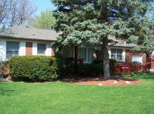 4209 N Duck Lake Rd, Highland, MI 48356