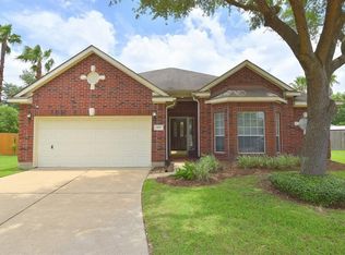 1027 Tennyson Dr, Pearland, TX 77584
