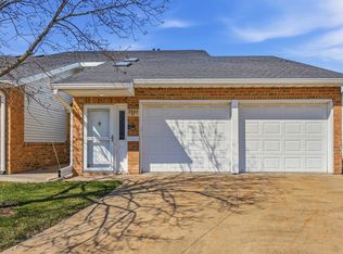 2305 Pasadena Dr Unit 67, Dubuque, IA 52001