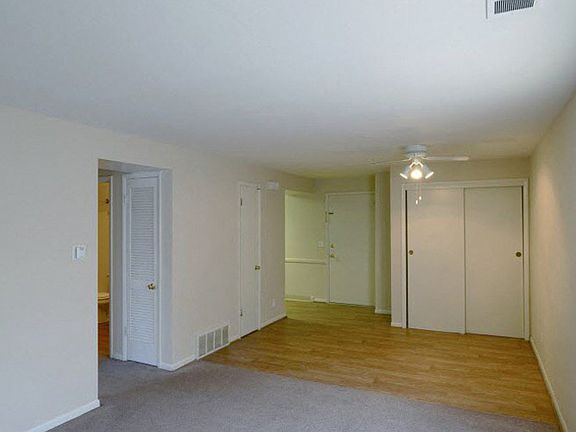 2nd image of 496 Hamilton Rd #49814