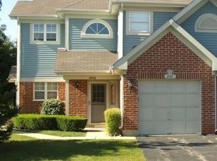 262 Odlum Ct #19192, Schaumburg, IL 60194