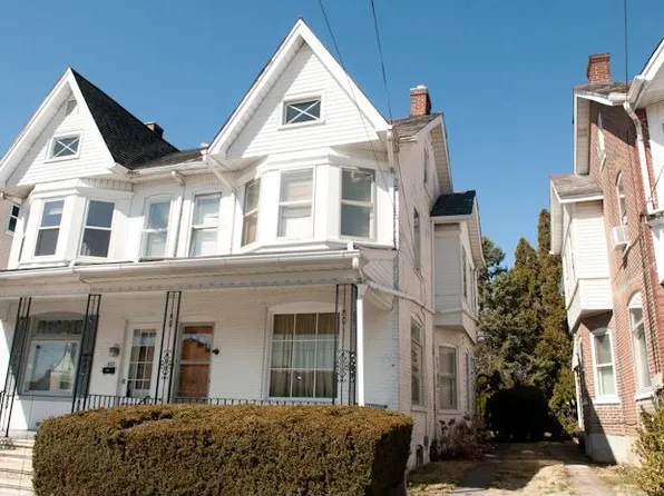 427 Elm St, Emmaus, PA 18049