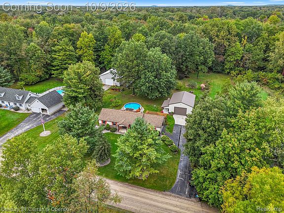 4th image of 43040 Willis Rd
