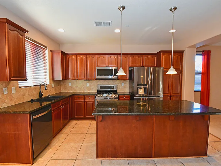 5266 Skystone Dr — Photo 8