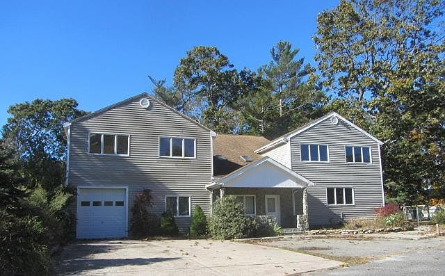 1st image of 132 Monroe Dr