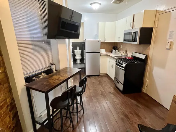 521 E 12th St APT 7, New York, NY 10009