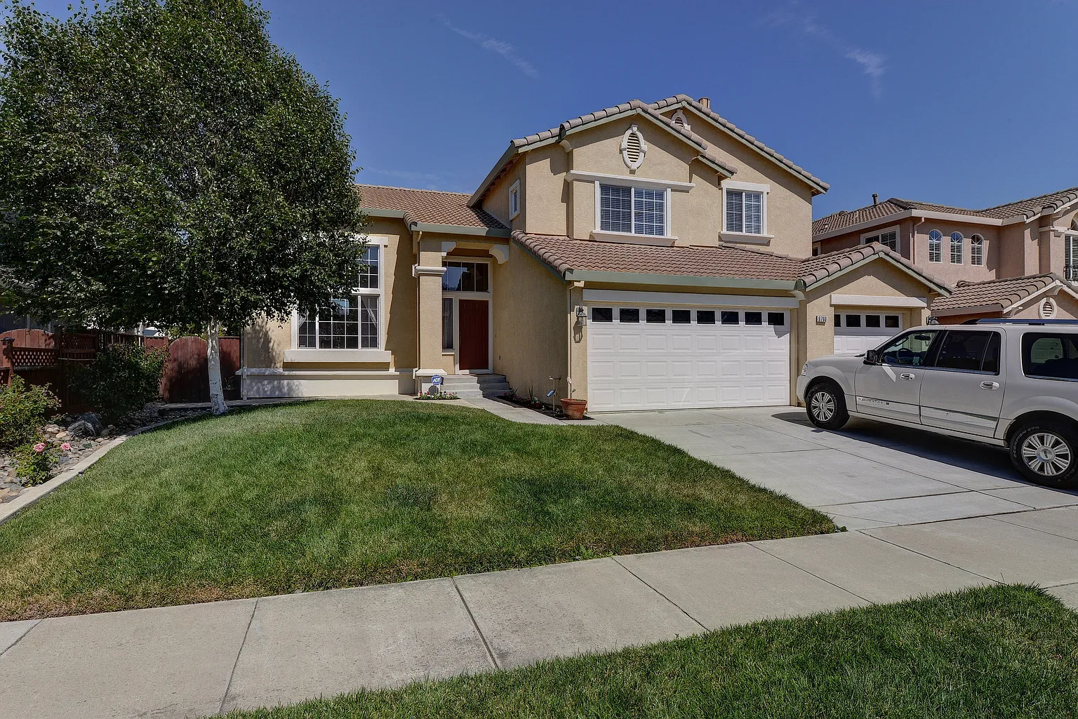 9760 Sparrow Glen Way photo 1