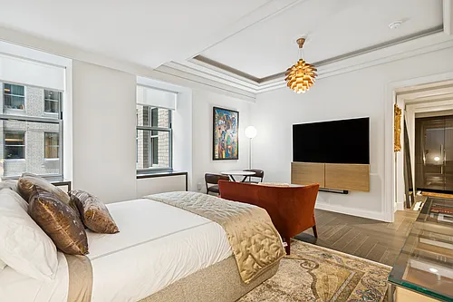 303 Park Ave #2015 Photo 1