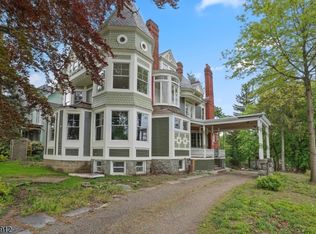 1 Franklin Pl #1, Morristown, NJ 07960