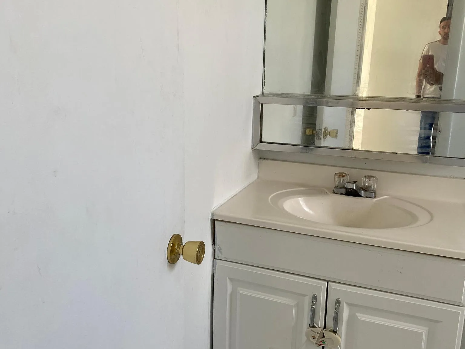 1 bed, 676 sqft, $1,800 — Photo 3