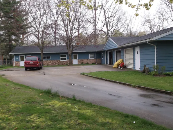 69445 S River Rd, White Pigeon, MI 49099