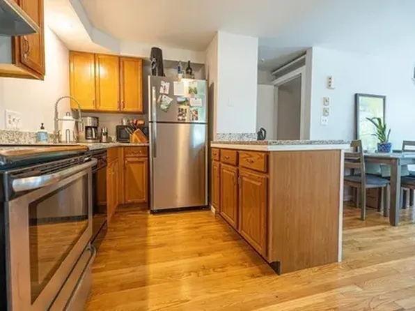 19 Dalrymple St, Jamaica Plain, MA 02130