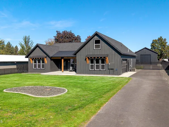 343 E Dakota Ave, Hayden Lake, ID 83835