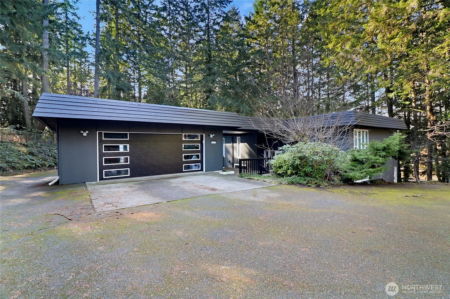 11014 Butte Drive SW photo 1