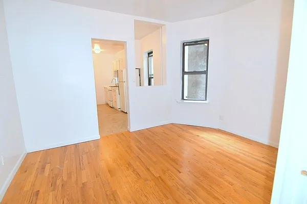 Rented by Manhattan Spaces | media 21