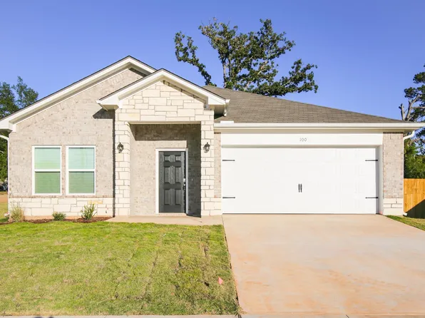 100 Mia Ln, Longview, TX 75601