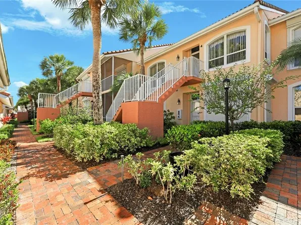 1972 Cascades DR #4, NAPLES, FL 34112