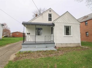 803 5th St, Struthers, OH 44471