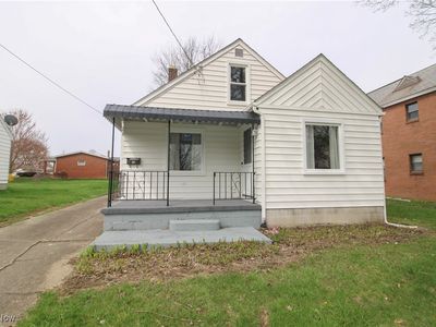 803 5th St, Struthers, OH, 44471