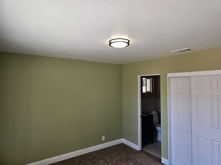 15 Alta Loma Dr — Photo 9