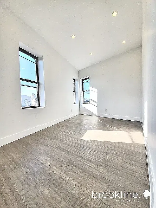 25 Bushwick Avenue — Photo 2