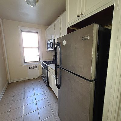 3rd image of 45 Hawthorne St APT 5G