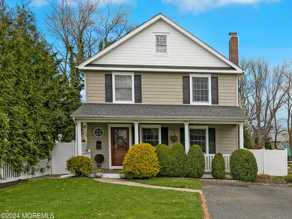 14 Fisk Street, Fair Haven, NJ 07704