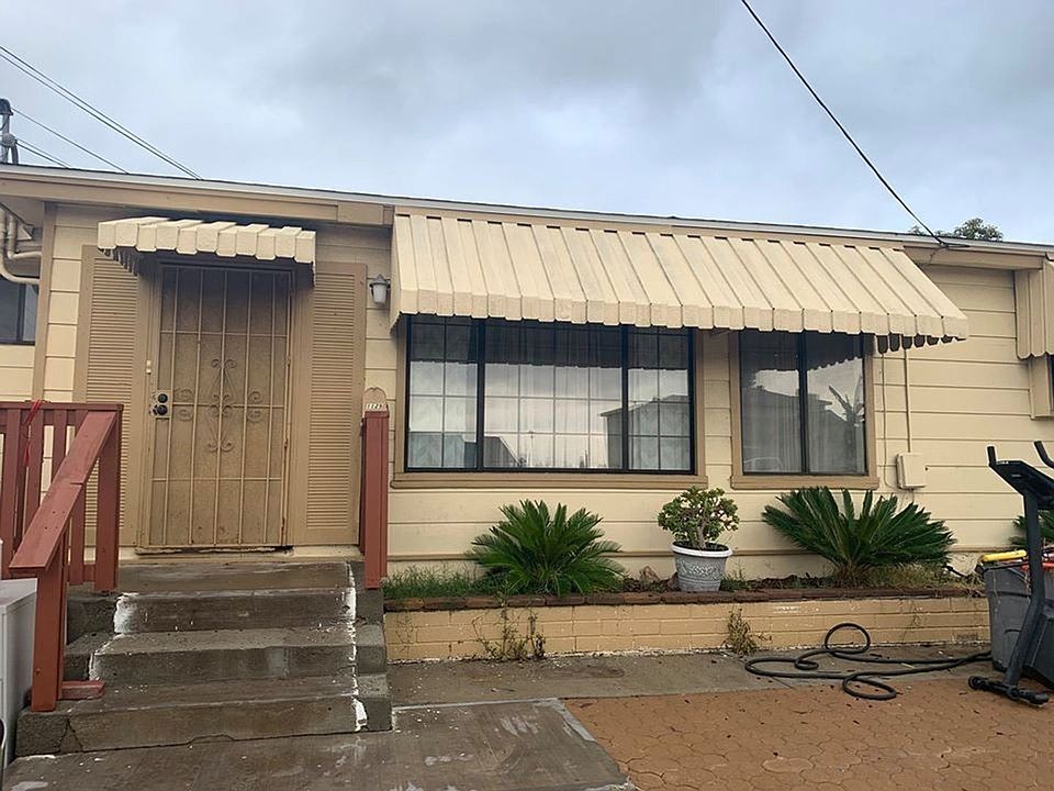 2nd image of 1129 Tobias Dr