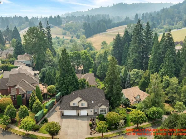 2925 SE Cleveland Dr, Gresham, OR 97080