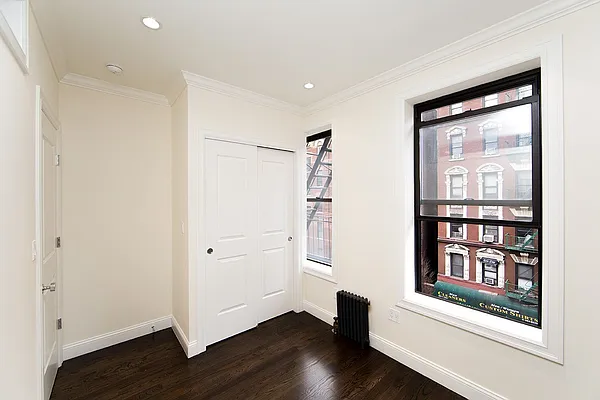 Rented by Icon Realty Management | media 12