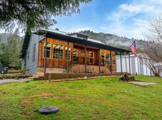 270 Bridge Ln, Wolf Creek, OR 97497