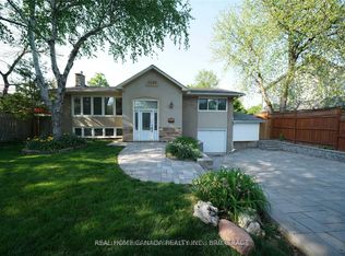 1195 Holton Heights Dr, Oakville, ON L6H 2E6