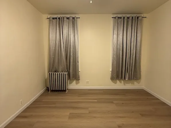 569 Vermont Street image 6 of 19