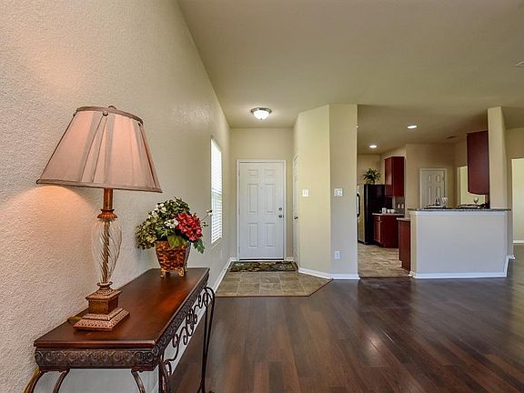 4th image of 2406 Tabor Mills Dr