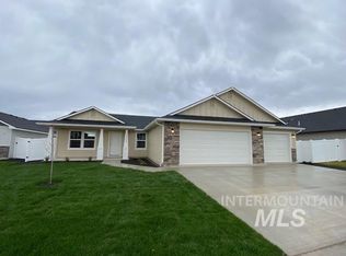 2445 Torrey Pines Ct, Payette, ID 83661