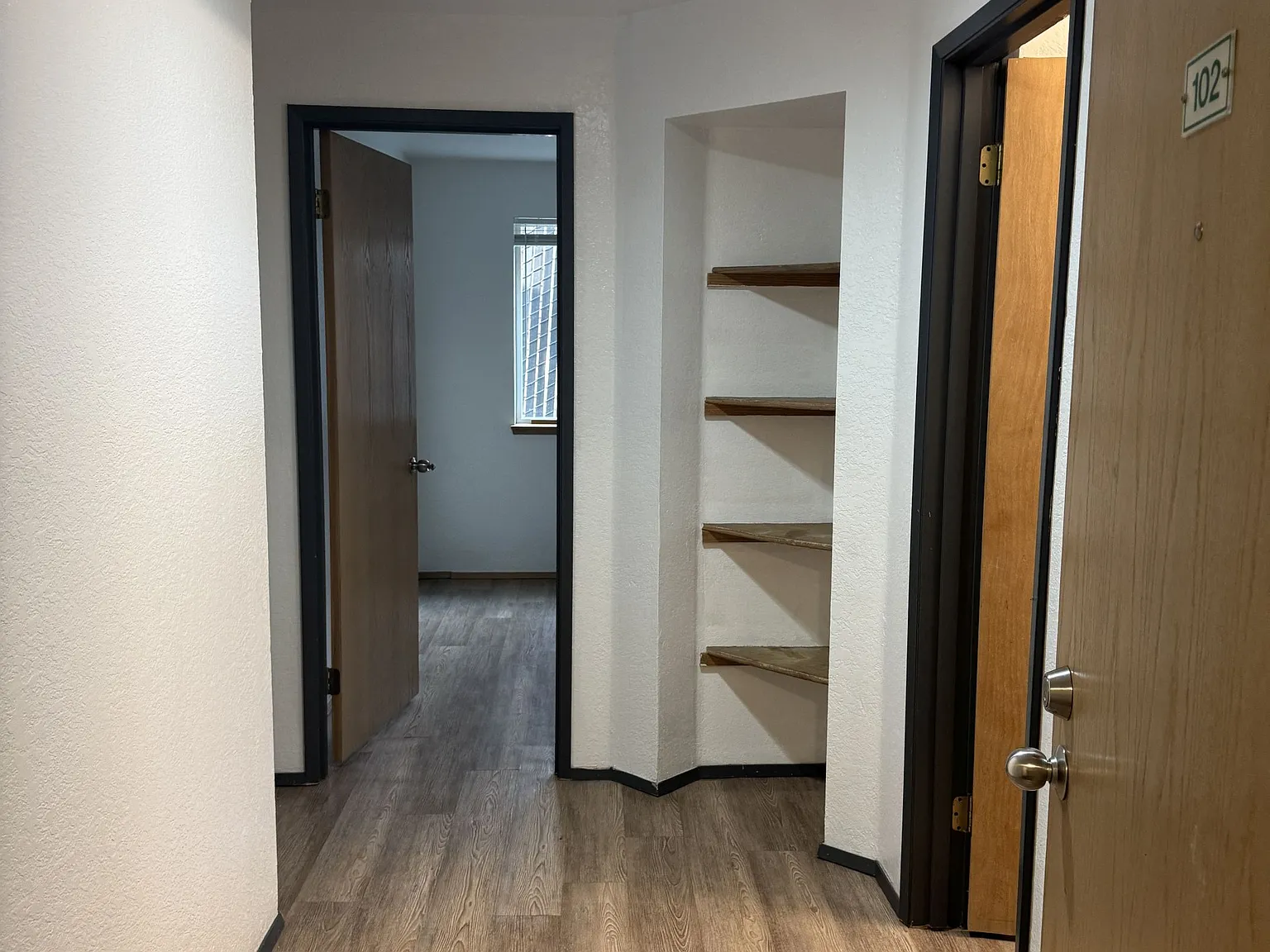 3 bed, 1.5 bath, 750 sqft, $2,700 — Photo 4