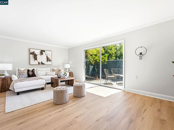 5th image of 1109 Golden Rain Rd APT 3