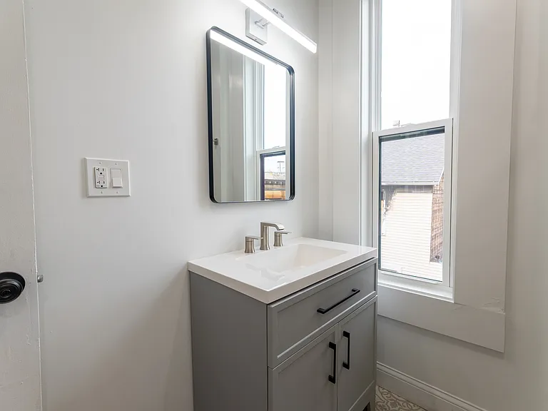 2053 N Bingham St #2 — Photo 11