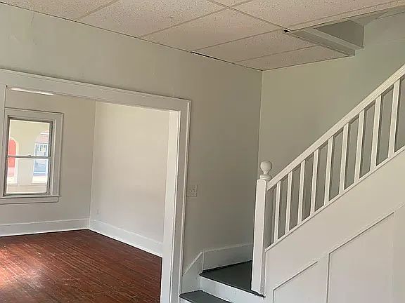 4th image of 24 Market St #B