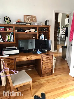 Rented by Mdrn Residential | media 7