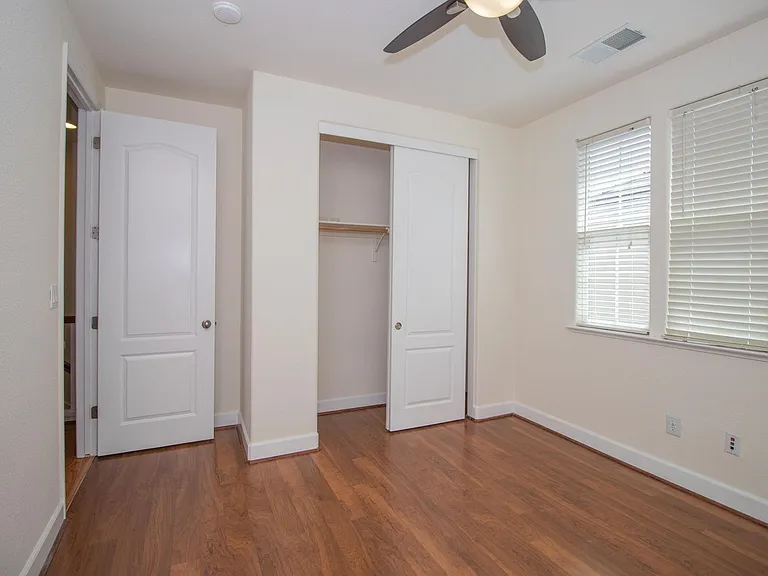 6239 Newhaven Ln — Photo 50