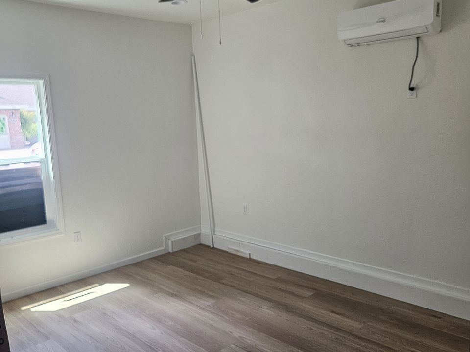 1st image of 1304 Fruitridge Dr Unit A