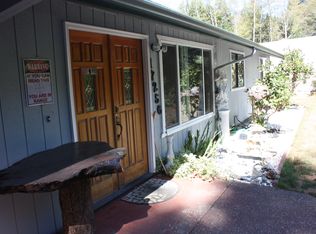 17256 Old County Rd, Brookings, OR 97415