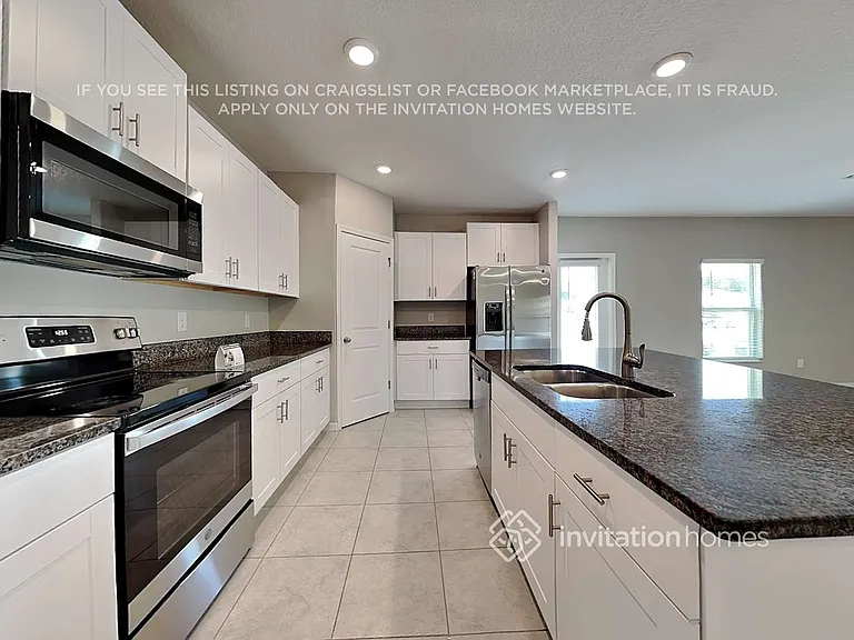 7715 Silver Berry Ct — Photo 6