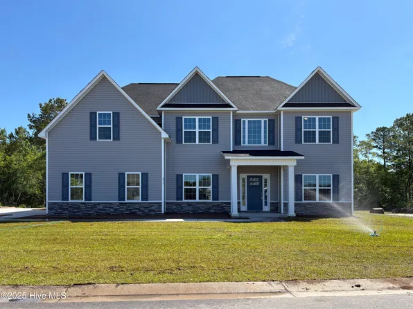 815 Whit Way, Sneads Ferry, NC 28460