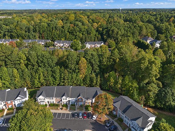 3rd image of 8422 Central Dr