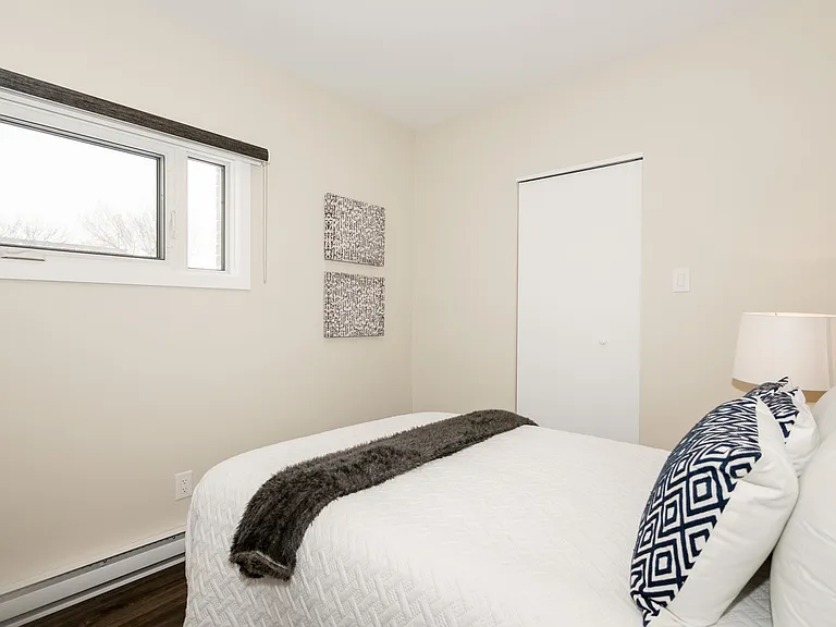 1200 Molson St — Photo 58