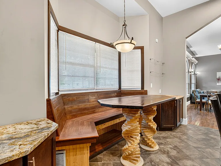 630 Lamplight Ln — Photo 19