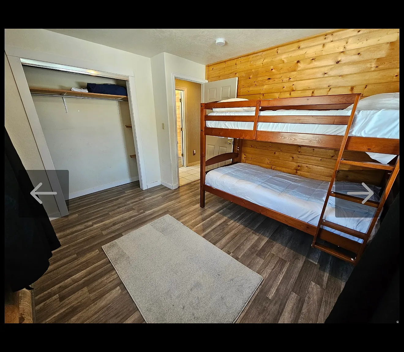 3 bed, 2200 sqft, $2,000 — Photo 3