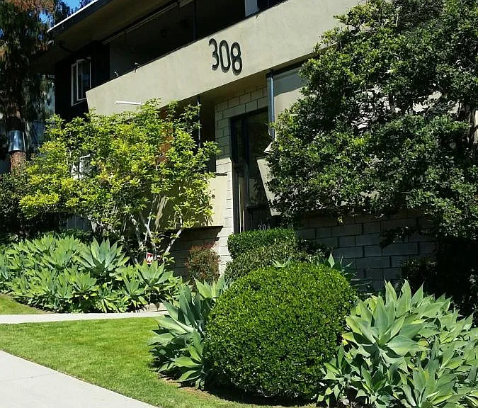 308 Raymondale Dr #7 — Photo 1